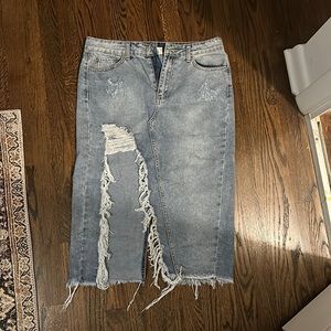 Midi, denim shirt with slit in front and back. Size large. Barely worn.